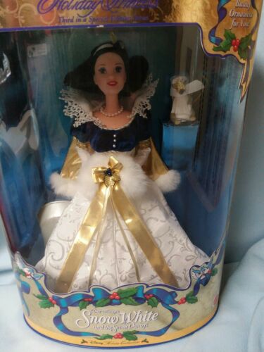 Mattell Disney Special Edition Holiday Princess Snow White Doll & Bunny Ornament